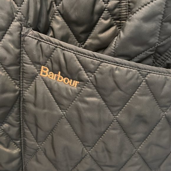 Barbour Annandale Quilted Jacket - Picture 4 of 10